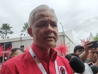 Ganjar Pranowo Desak DPR Segera Bentuk Pansus Revisi UU Pemilu dan Paket UU Politik