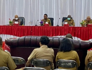 Bupati Asmat Khawatir Dampak Kabut Asap Karhutla Ganggu Festival Asmat Pokman