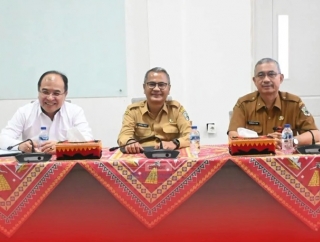 Bupati Nias Mengekspos Kondisi Terkini Kepada Tim Pengarah Satgas PRR  
