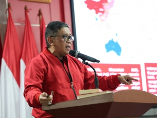 Sindir Kereta Cepat & IKN, PDI Perjuangan Tabrak Usulan Luhut Soal Definisi Korupsi