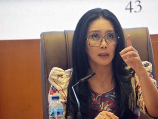 Rieke Kritik Dua Tahun Pemerintahan Prabowo, Soroti Lambannya Regulasi & Carut-marut Data