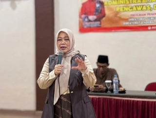 Ansari Ingatkan Generasi Muda Tak Abaikan Pendidikan 