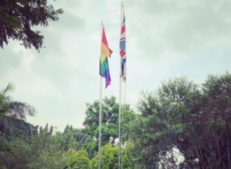 Pengibaran Bendera LGBT Kebal Hukum Tapi Provokatif