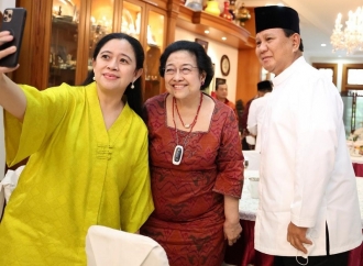 Puan-Prabowo? Bisa Saja Bu Mega Satu Suara dengan Jokowi 
