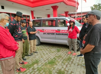 Taufik Ismail Berangkatkan Repdem Karawang ke Cianjur