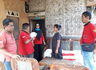 Banteng Lampung Tengah Bagikan Paket Sembako ke Masyarakat