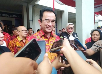 Rudi Salurkan Alsintan ke Gapoktan & UPJA di Bangka Selatan