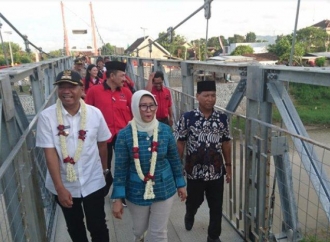 Sri Rahayu Realisasikan Pembangunan Jembatan Gantung