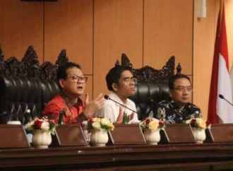Rokhmin Dorong Generasi Emas Jadikan Desa Basis Pembangunan Nasional
