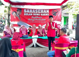 Zaini Gelar Sarasehan Bulan Bung Karno di Kecamatan Pohjentrek
