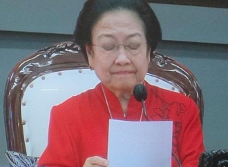 Isak Tangis Megawati Kenang 10 Tahun Wafatnya Taufiq Kiemas