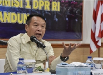 TB Hasanuddin: Hukum Berat Pelaku Pembunuhan, TNI Harus Selektif Pilih Anggota Paspampres