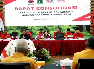 Pekik Merdeka Megawati di Depan Para Ketum Parpol Pengusung Ganjar Pranowo