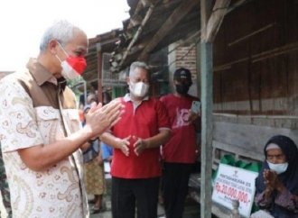 Catat! 10 Tahun Ganjar Menjabat di Jateng, 1 Juta Warga Miskin Sembuh