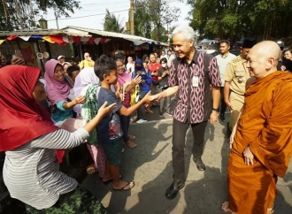 Ganjar Harap Umat Buddha Turut Tuntaskan PR Persoalan Bangsa 