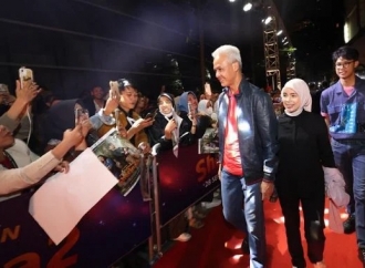 Ganjar Jadi Pusat Perhatian Saat Penayangan Perdana Film Petualangan Sherina 2