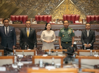 Pimpin Pengesahan Calon Panglima TNI, Puan Doakan Jenderal Agus Bekerja Amanah