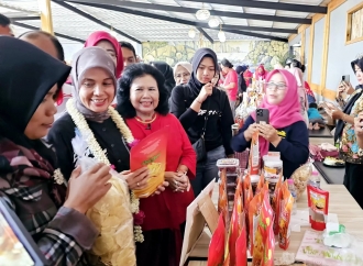 Siti Atikoh Ganjar : Menjadi Ibu Rumah Tangga Adalah Mulia  