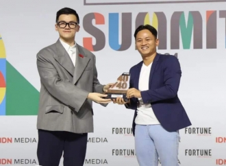 Bupati Trenggalek Dapat Penghargaan Dari Fortune Indonesia Forty Under Forty