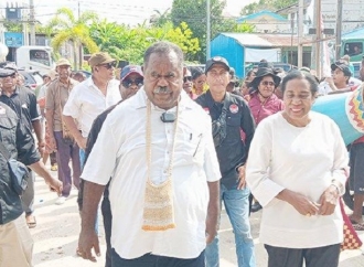 Bacalon Gubernur Papua Barat Daya, Elisa Kambu Langsung Melamar Empat Parpol 