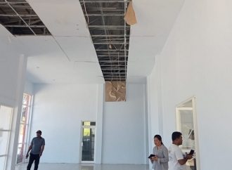 Kerusakan Kantor Baru PDI Perjuangan Morotai Menyebabkan Perbaikan Plafon dan Atap