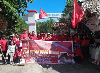 Peringati Bulan Bung Karno, PDI Perjuangan Minut Bersih-bersih Objek Wisata Desa Budo