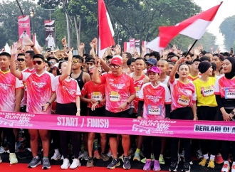 PDI Perjuangan Gelar Soekarno Run di GBK Pagi, Sejumlah Politisi Ikut Lari