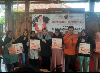 Paramitha Widya Kusuma Salurkan Ribuan Rice Cooker untuk Permudah Warga Brebes Memasak