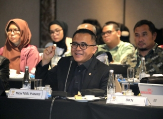 Rapat Bersama Komisi II DPR RI, Menteri PANRB Paparkan Peta Jalan Penataan Tenaga Non-ASN Tahun 2024