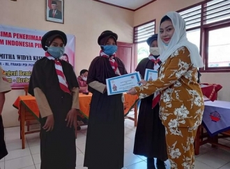 Paramitha Salurkan 3.000 Beasiswa PIP ke Masyarakat Brebes