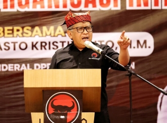 Hasto: Meminta Restu Harusnya ke Ulama dan Guru, Bukan Restu untuk Mengerahkan Aparat di Pilkada