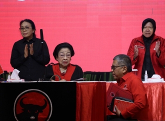 Megawati Dorong Risma-Gus Hans Menang Pada Pilgub Jatim