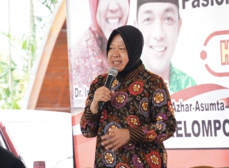 Jalan Sunyi Heroisme Tri Rismaharini