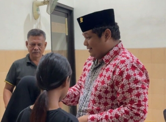 Banteng Surabaya Gelar Doa Bersama dan Santunan ke Anak Yatim Piatu untuk Risma-Gus Hans & Eri - Armuji