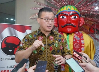 Kenneth Minta Dishub DKI Atur Jam Operasional Truk Luar Jakarta