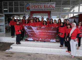 Perempuan PDI Perjuangan Gelar Baksos di Panti Asuhan Yayasan Pintu Elok