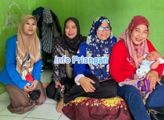 Legislator Banteng Sri Rahayu Bersama Gaza Bantu Warga Pangandaran