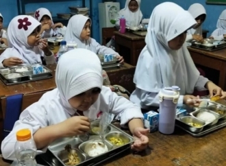 Acong Asfiyek Dukung Program Makan Bergizi Gratis, Tahap Awal Bagi 3 Juta Anak