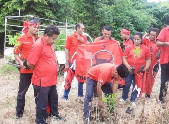 HUT ke-52 PDI Perjuangan, Banteng Sumba Barat Daya Gelar Penanaman Kelor