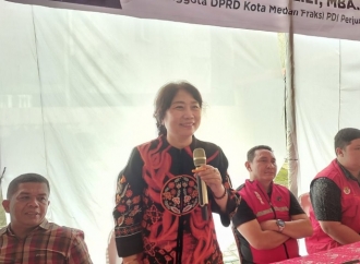 Dr. Dra Lily MBA MH Ajak Masyarakat Lengkapi Adminduk untuk Permudah Segala Urusan