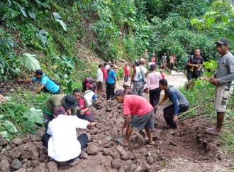 Paulus Yorit Poni Gelar Reses di Kecamatan Elar Selatan