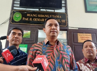 Sidang Praperadilan Penetapan Hasto Tersangka KPK, Ronny Talapessy ungkap Prinsip Ex Rules