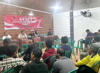 Reses Mohammad Faezal Atamimi, Warga Curhat Banyaknya Jalan Rusak di Kab. Brebes