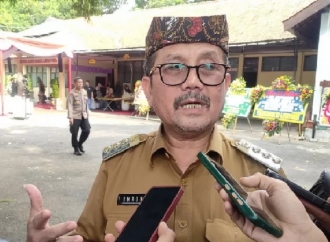 Patuhi Instruksi Megawati, Bupati Cirebon Imron Tunda Keberangkatan Retret ke Akmil Magelang