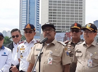 Wagub Rano Pertimbangkan Bangun Area Parkir Tujuh Tingkat di Pasar Jumat