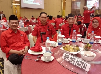 Ketua DPRD Medan Wong Chun Sen Buka Puasa Bersama DPD PDI Perjuangan Sumut