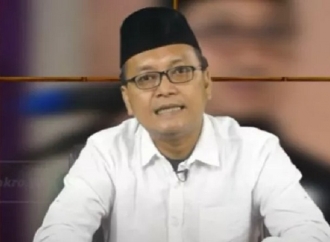 Guntur Romli Kecam Ade Armando: Jangan Ngaco Soal PDI Perjuangan!