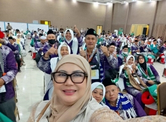 Ini Harapan Ina Ammania Saat Lepas Rombongan Jemaah Haji Kloter 1 Embarkasi Surabaya