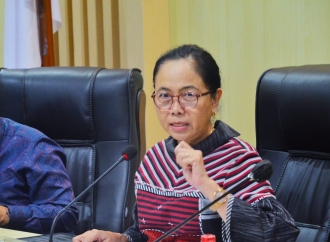 MY Esti Pastikan DPR RI Siap Panggil Menteri Dikdasmen Untuk Bahas Kebijakan KDM