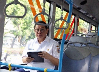 Pramono Targetkan Angka Pengguna Transportasi Umum Naik Terus Tiap Tahunnya